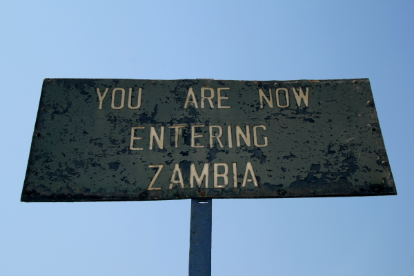 entering zambia.JPG